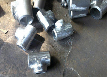 Equal Tee High Pressure Steel Pipe Fittings Heating And Pushing Technics